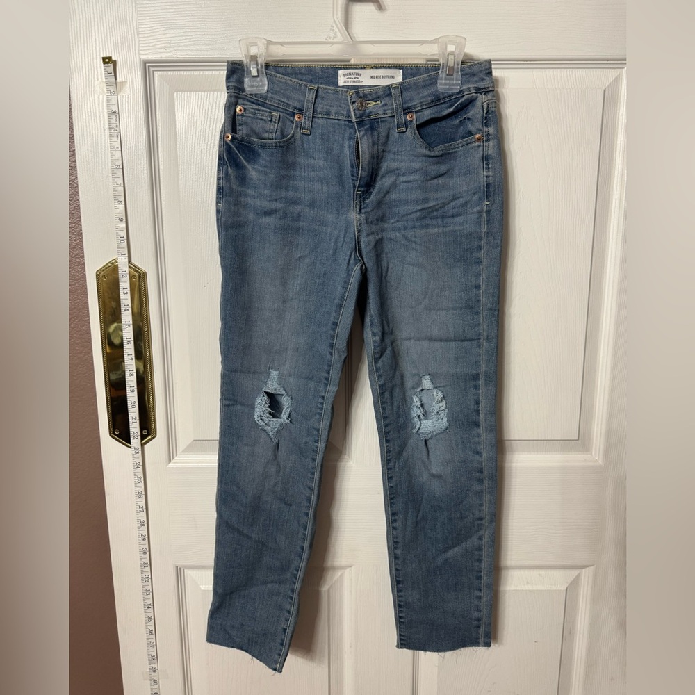 Signature by Levi Strauss Women's Light Blue Ripped Skinny Jeans